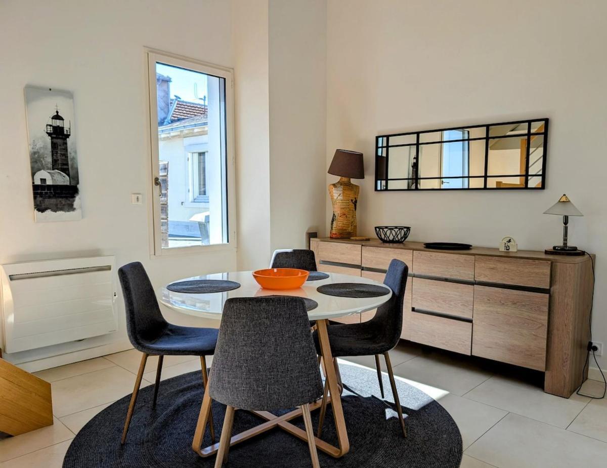 Elegante Maison De Ville ポルニック エクステリア 写真